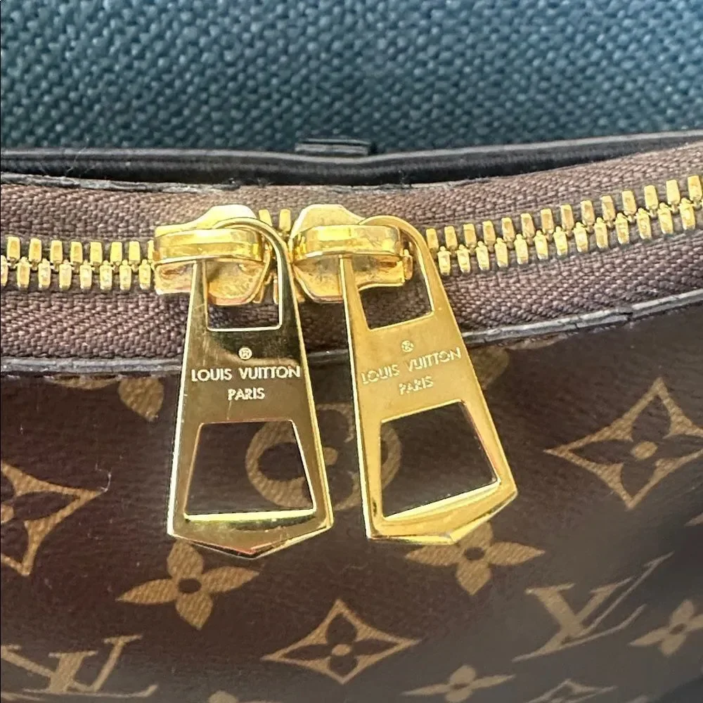 Louis Vuitton Monogram Odeon MM in Black